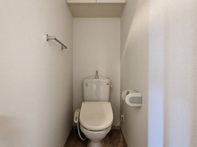 アイビーテラスのトイレ|清潔感のあるトイレです