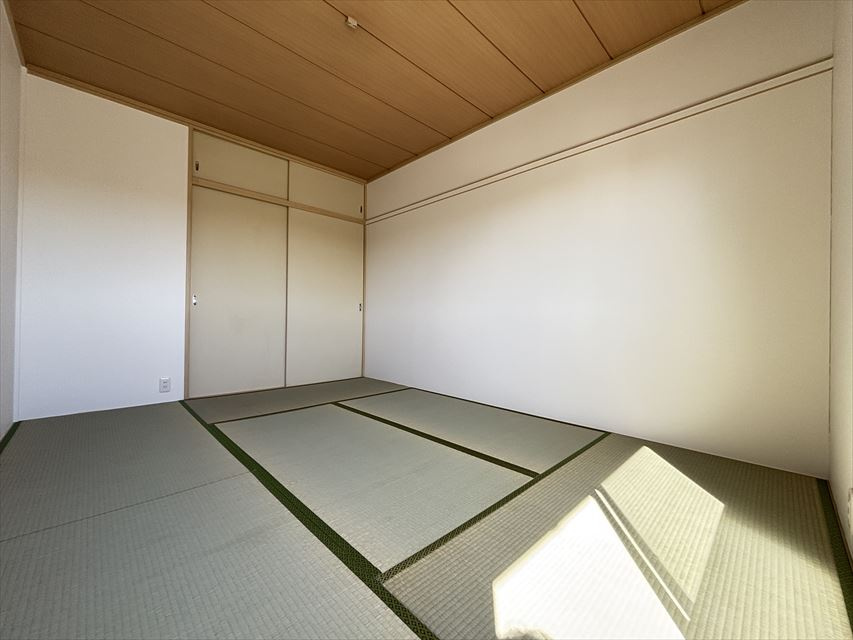 サンフラワー清地の寝室|使い勝手のいい寝室です