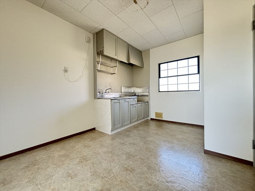 サンフラワー清地の居間・リビング|ゆったりとした居間です