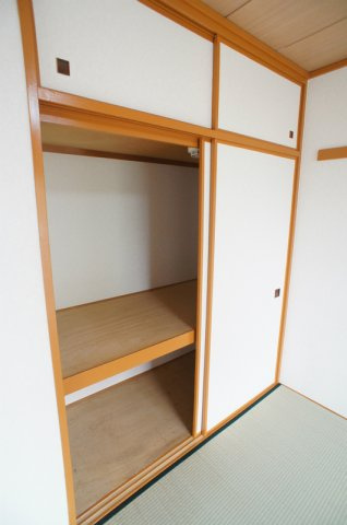 コスモ浦和中島の収納|収納があります