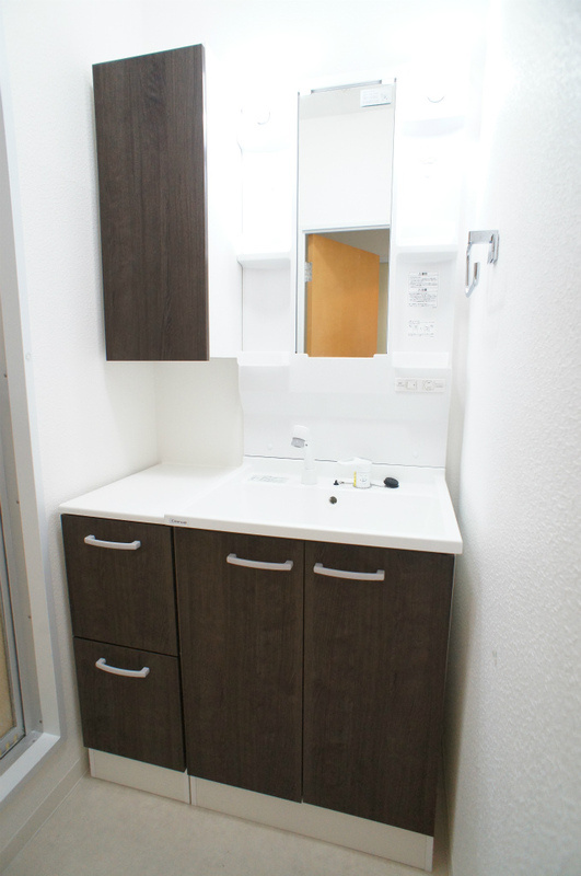 コスモ浦和中島の洗面所|使いやすい洗面所です