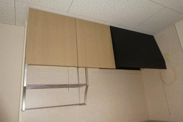 グリーンガーデン酒津のキッチン|キッチン上収納