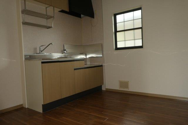 グリーンガーデン酒津の内装|ダイニングキッチン