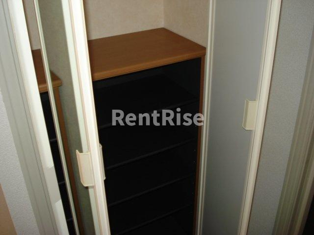 Ｃａｓａ Ａｎｇｅｌａ ７０３４ （カーサ アンジェラ）の玄関|下駄箱(イメージ)