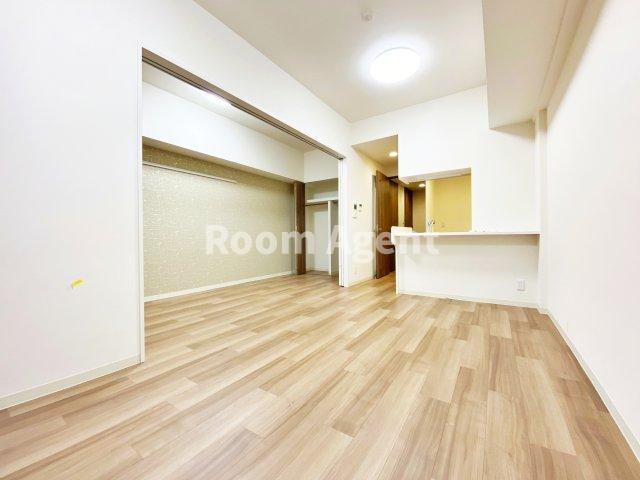 プレサンス丸の内レジデンスⅢの居間・リビング