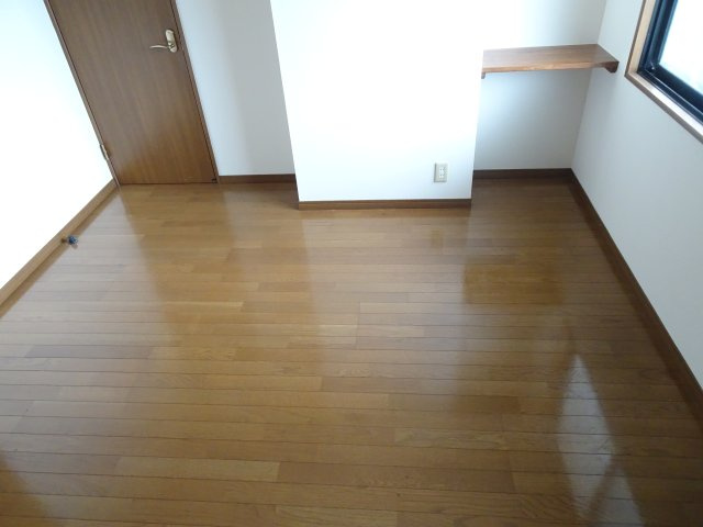 メゾンドピエールの洋室