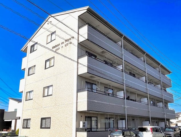 メゾンドピエールの外観