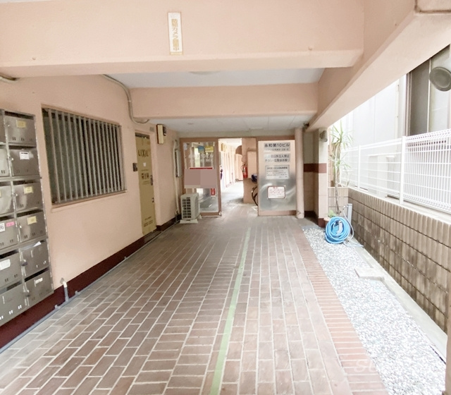 永和第１０ビルのエントランス|エントランスです☆