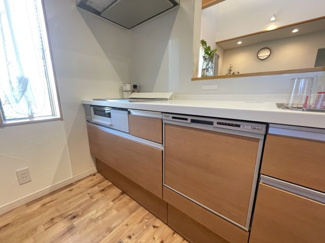 【キッチン】 | 安中市原市　中古戸建 | ■IHコンロ／食洗器付き／広々シンクのキッチンです♪