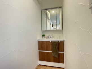 【独立洗面台】 | 安中市原市　中古戸建 | ■広々、きれいな独立洗面台♪