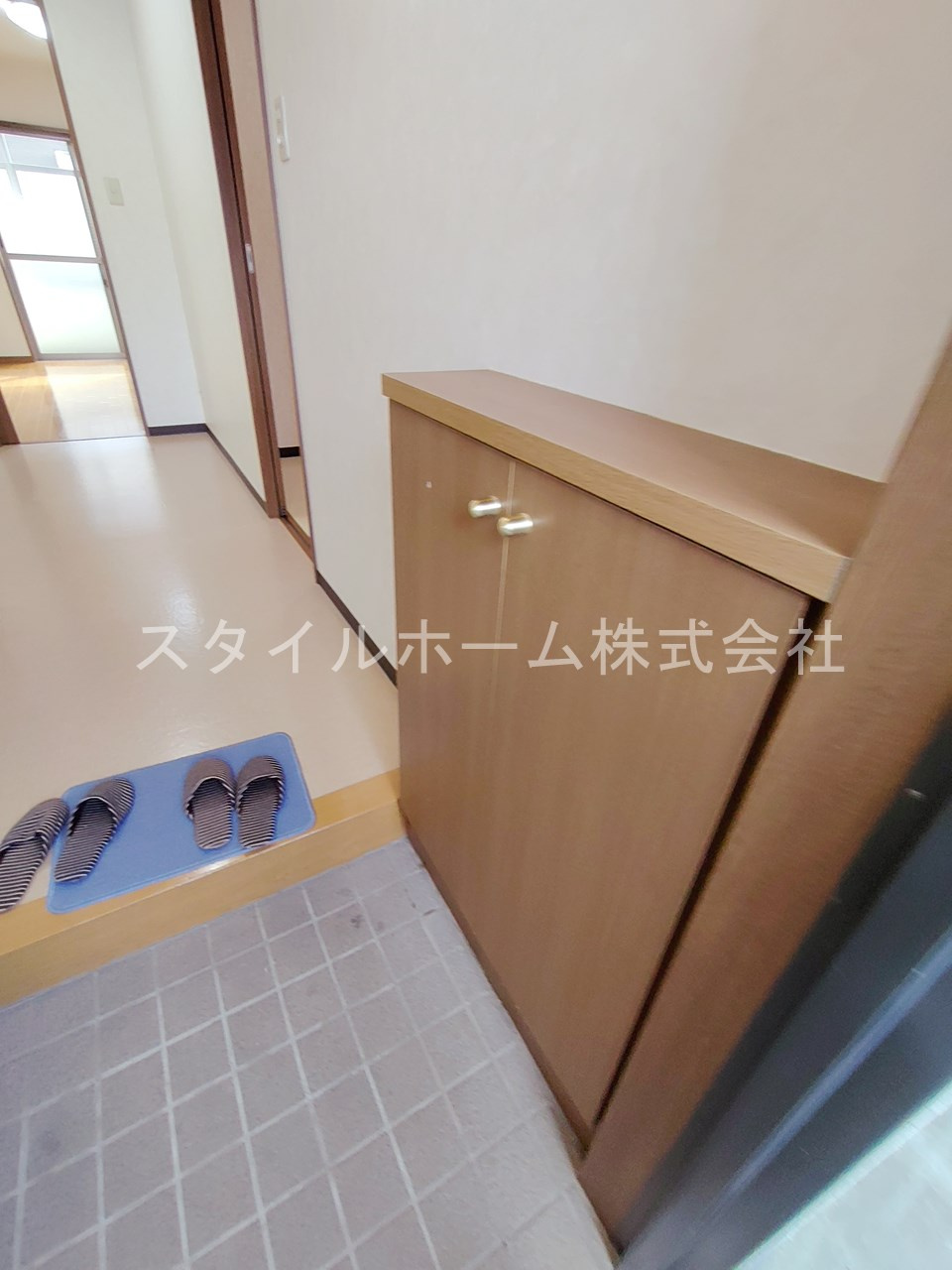 ＡＢＢＳ　Ⅰの玄関|別部屋写真です。