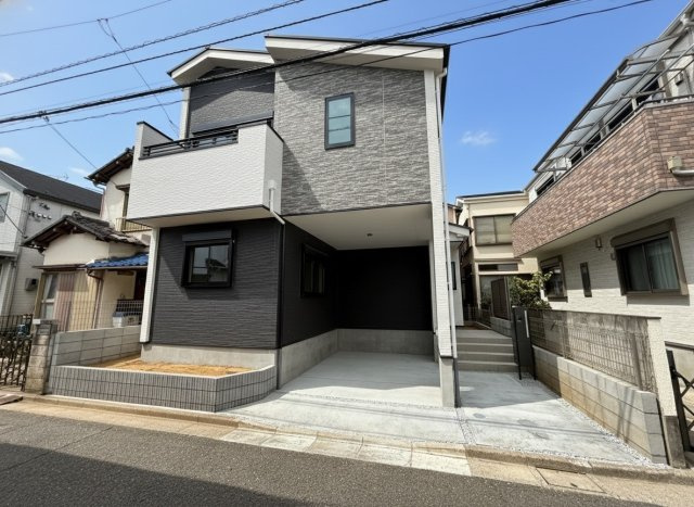 練馬区春日町2丁目 限定1棟の外観|堂々完成につきご内覧いただけます♪
お気軽にお問い合わせください♪