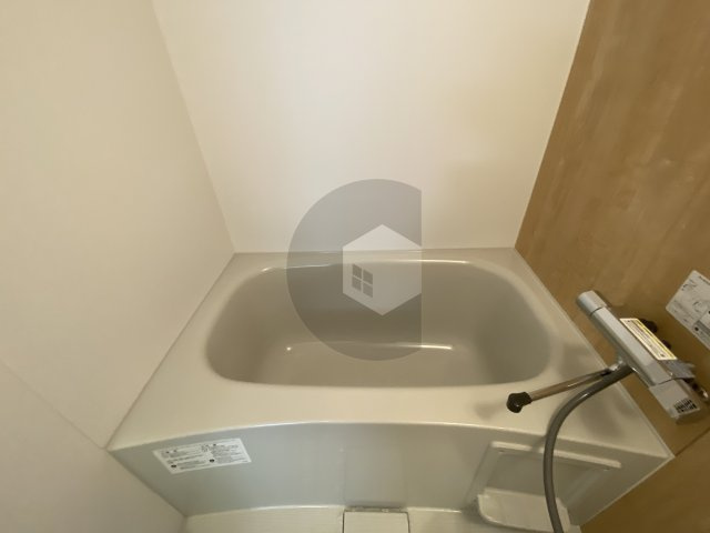 KTIレジデンス河内花園の浴室