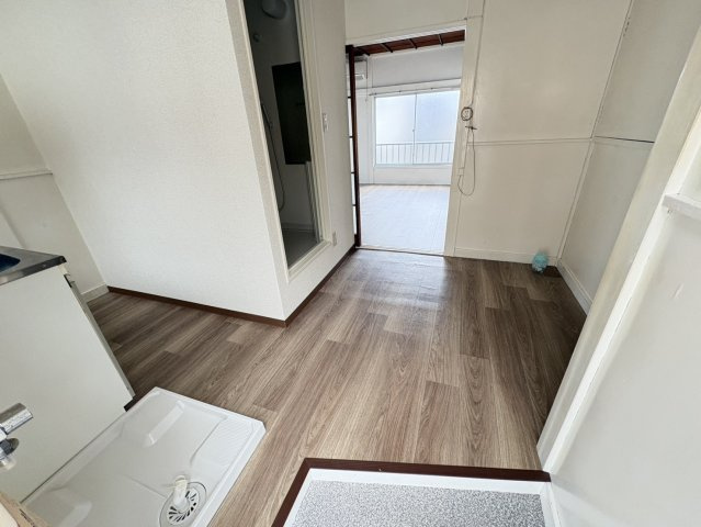 田中ハイツの玄関