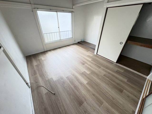 田中ハイツの居間・リビング