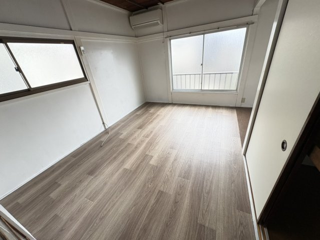 田中ハイツの居間・リビング