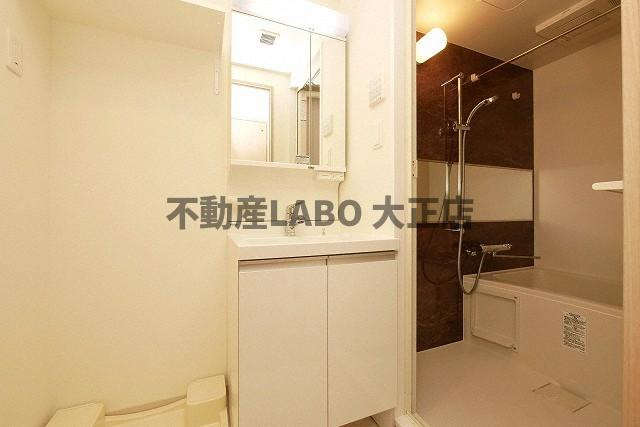 La Douceur九条の独立洗面台