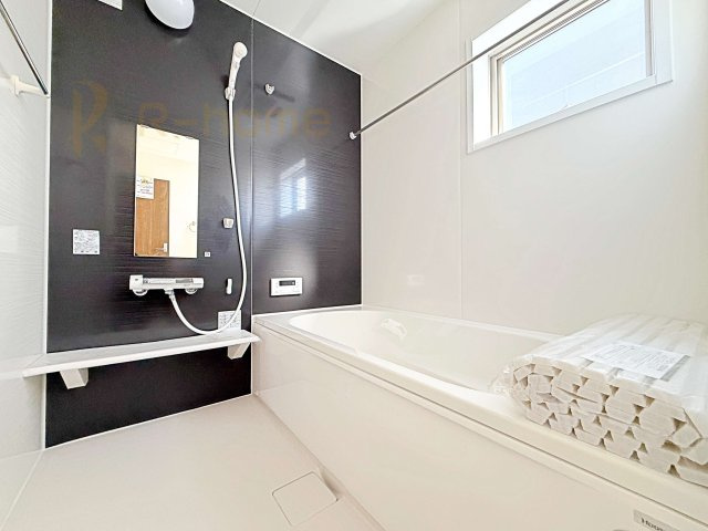 結城郡八千代町東原　新築戸建て　2号棟の浴室|足を伸ばしてもゆったりできるバスルーム♪機能性も取り入れて使い易さも保証します♪