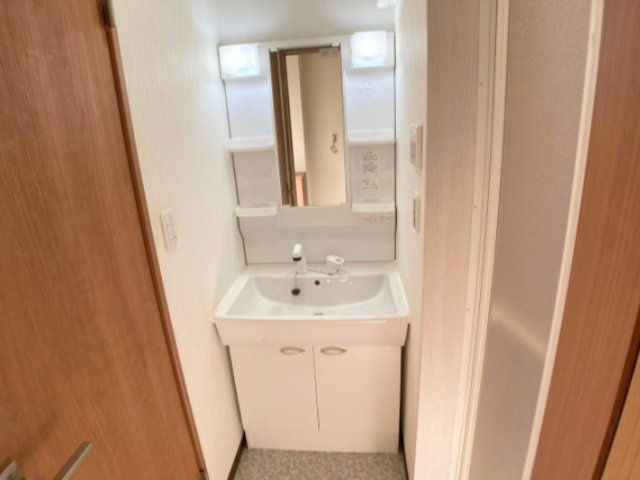 セントポリア衣摺の独立洗面台