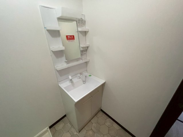 カーサ御影山手の洗面所