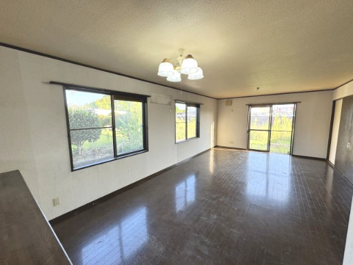 【居間・リビング】