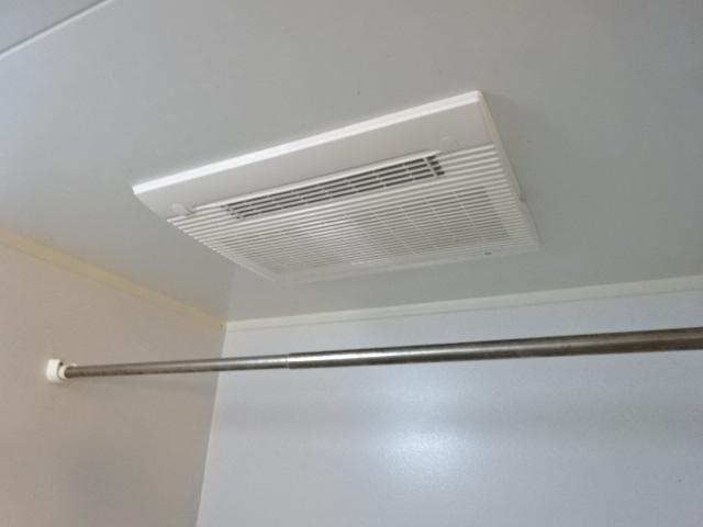 ロイヤルヒルズ上野の設備|浴室換気乾燥機（イメージ）