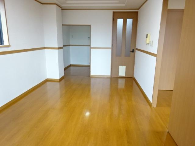 ロイヤルヒルズ上野の居間・リビング|リビング（イメージ）