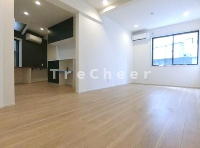 【居間・リビング】 | 上馬二丁目戸建て