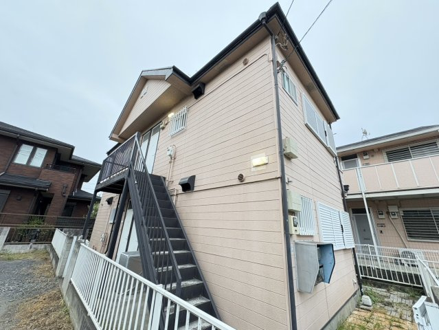 メゾン市川の外観