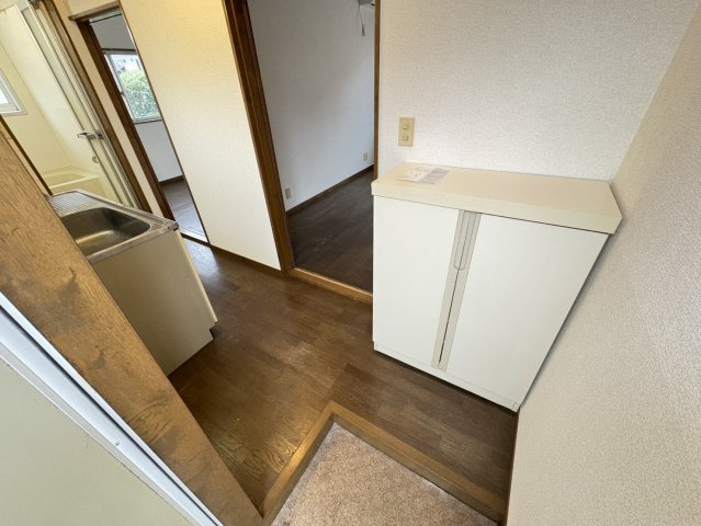 メゾン市川の玄関