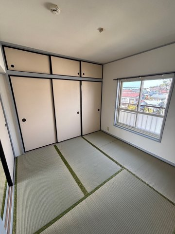 【寝室】