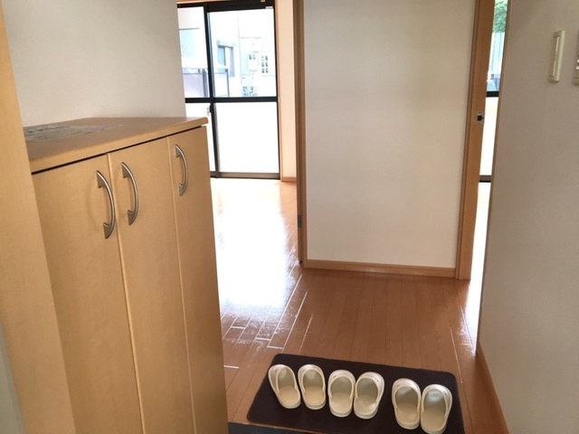 ネオ・クレストⅢの玄関|玄関