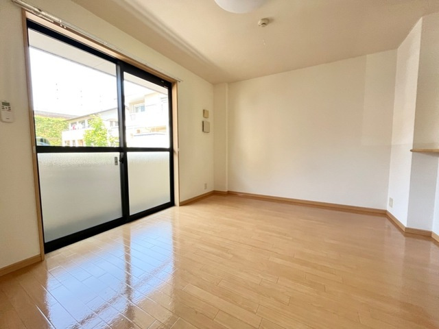 ネオ・クレストⅢの居間・リビング|リビング