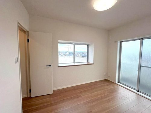 コスモ志木ホワイトコートの洋室|綺麗な洋室です