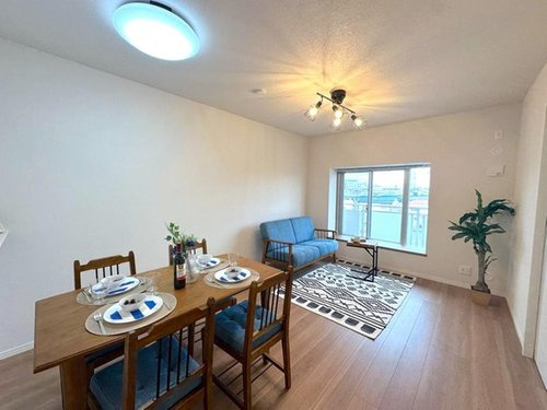 コスモ志木ホワイトコートの居間・リビング|リビングです