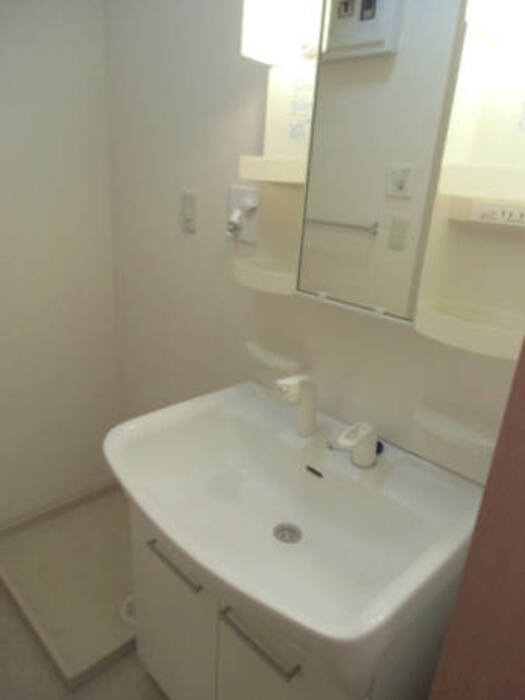 シャルマンおおたかの森の独立洗面台|洗髪洗面化粧台