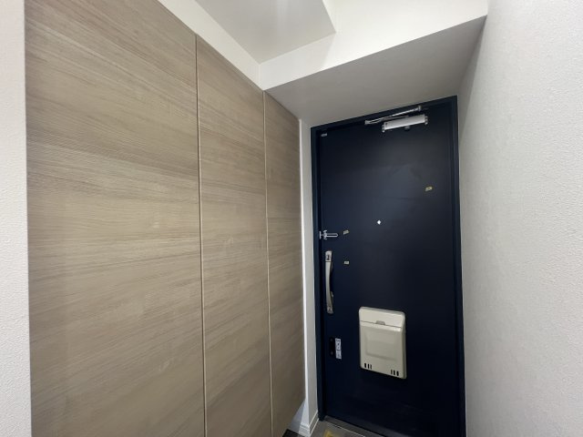 駅２分のペット可。なんで！？【レゾンロイヤル相模大塚】の玄関|シンプルで使いやすい玄関です