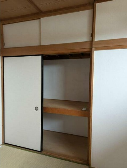 メグミハイツの収納