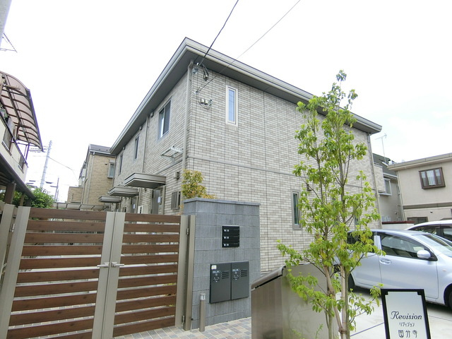 Revision国分寺の外観