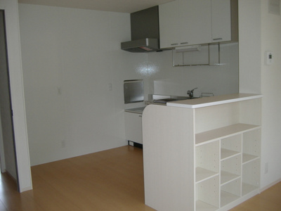 【キッチン】 | アンシャンテ B棟 3LDKBT