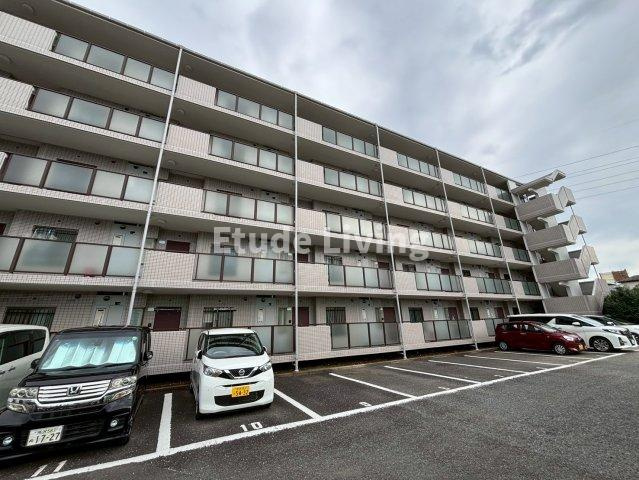 プレミールの外観