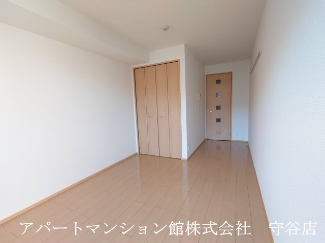 第二AMビルの寝室