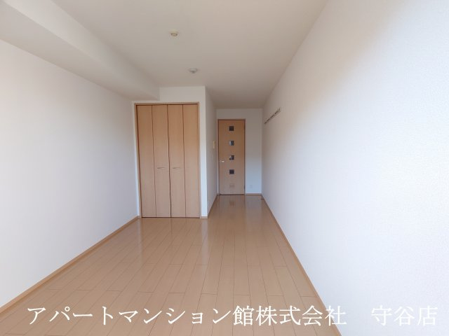 第二AMビルの洋室