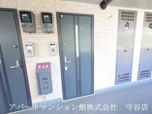 第二AMビルの玄関