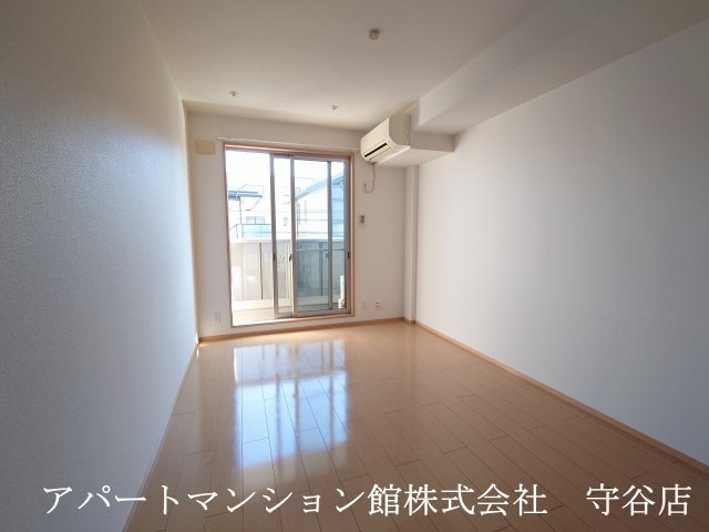 第二AMビルの居間・リビング