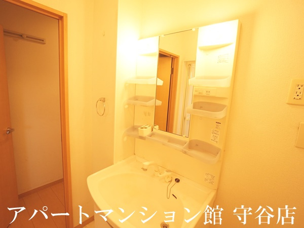 T-Roomの洗面所