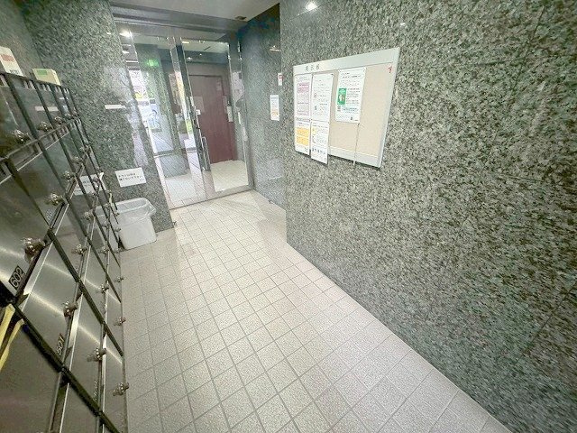 シンセリティ野中のロビー