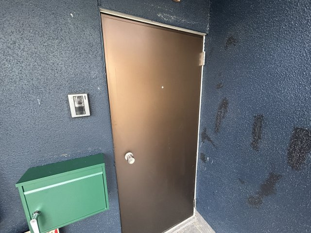 コーポ村瀬の玄関