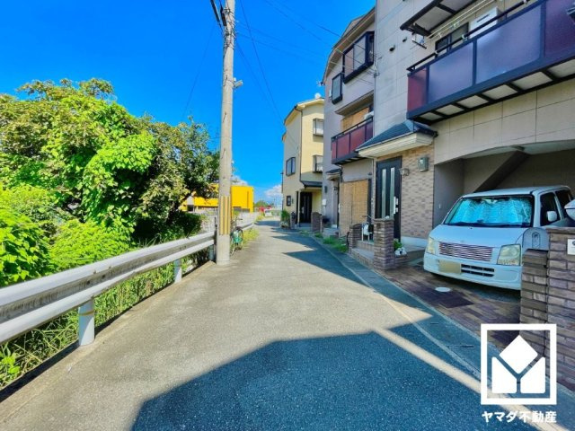 伏見区羽束師志水町の前面道路含む現地写真