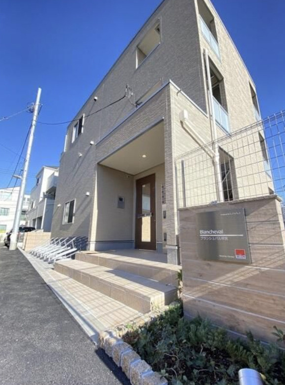 ブランシュバル早宮の外観